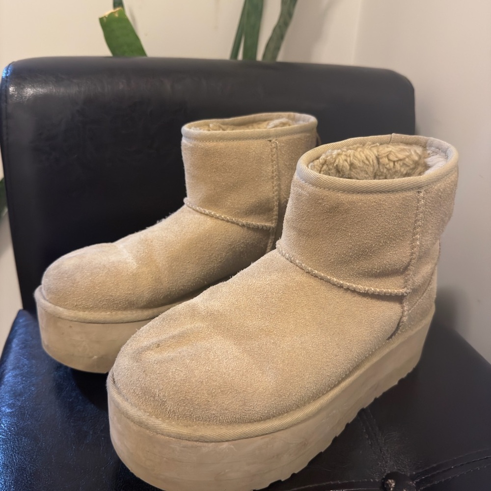 UGG mustard seed Platform Winter Boots